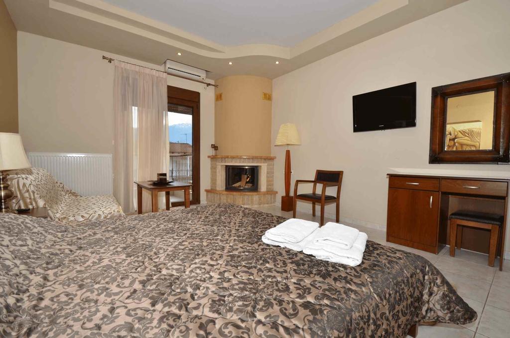 Hotel Philippion Káto Loutrákion 외부 사진